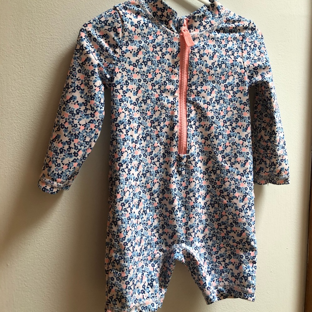 Carter’s 12m girls swimsuit